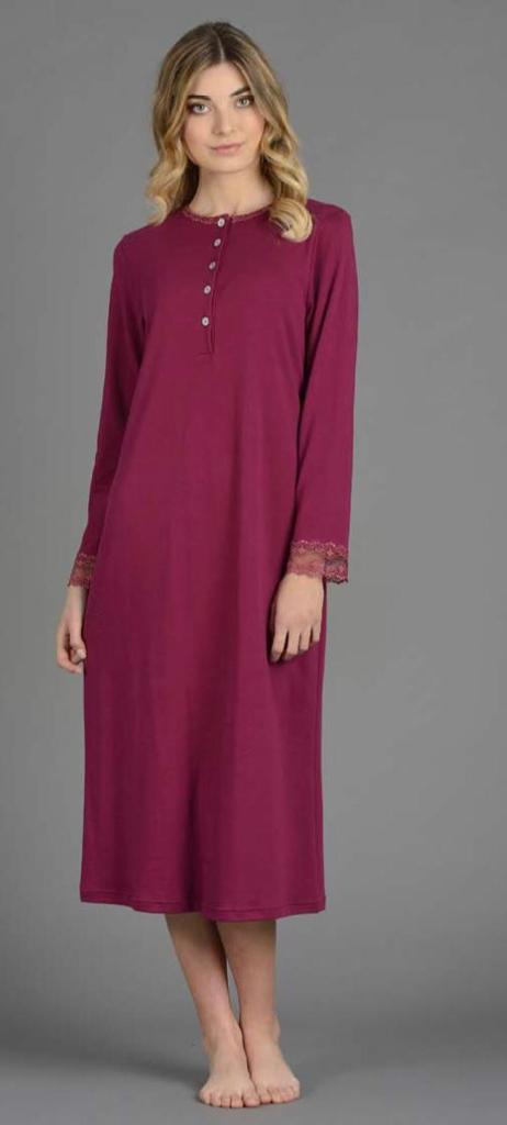 Camicia da notte MANUELA, il prodotto migliore del nostro store, tessuto 100% cotone caldo, morbido e caldo, un capo speciale anche nelle forme e nei tagli costruiti alla perfezione, capo per chi vuole il massimo su tessuti e vestibilità