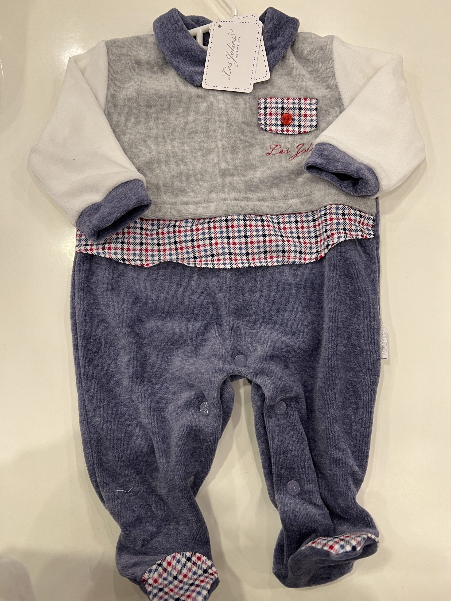 Tutina manica lunga LES LADIES, prodotto di alta qualità, in tessuto ciniglia, e manifattura di alto livello un’azienda leader nel settore dei bambini,