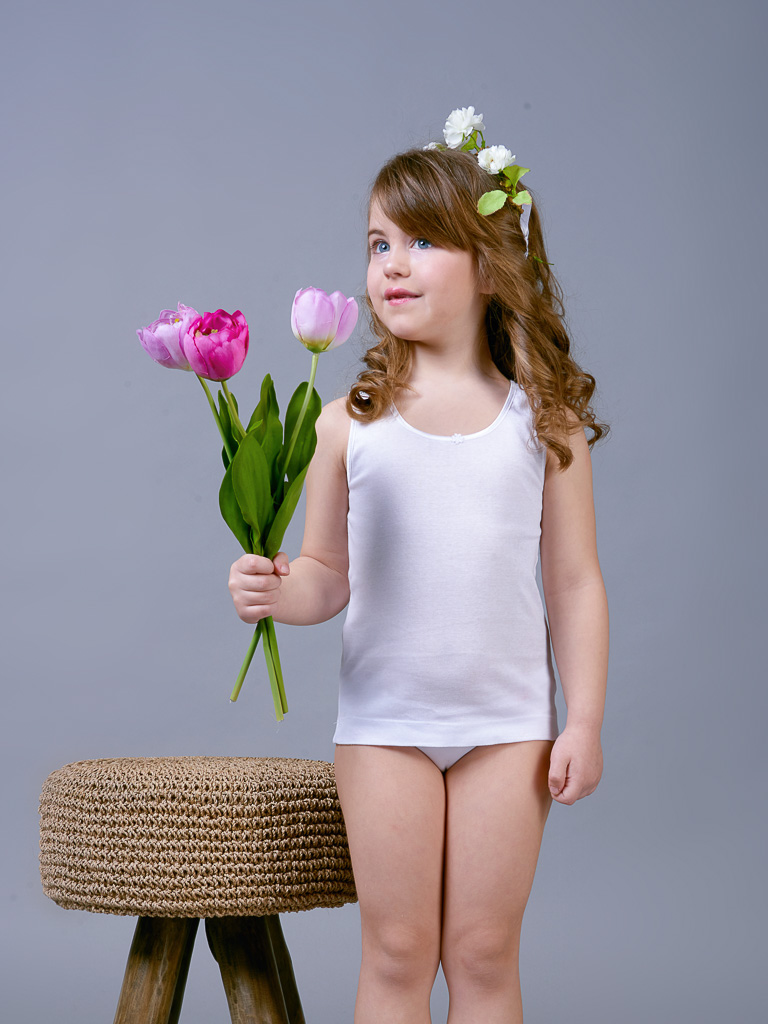 Maglia bimba BIMBISSIMI produzione igam in cotone con spalla larga, tessuto 100% cotone naturale, prodotto di estrema qualità, adatto anche alle pelli più sensibili, capo morbido, fresco e confortevole, solo il meglio per i vostri piccolini