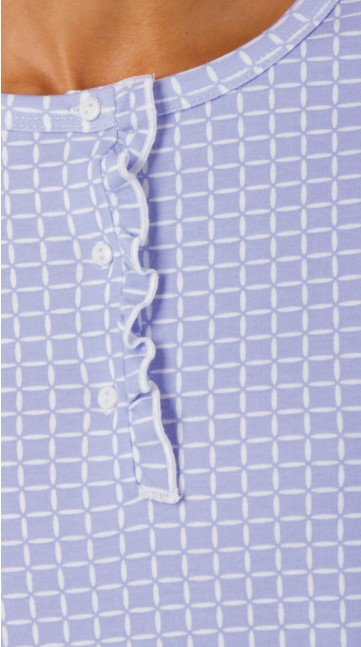 Camicia da notte serafino BRILLIAMO, un prodotto di alta qualità, tessuto cotone caldo naturale molto pregiato e morbido, capo meraviglioso in tessuto ma anche sulla vestibilità che si adatta perfettamente al corpo, capo giovanile modello vestito casa.