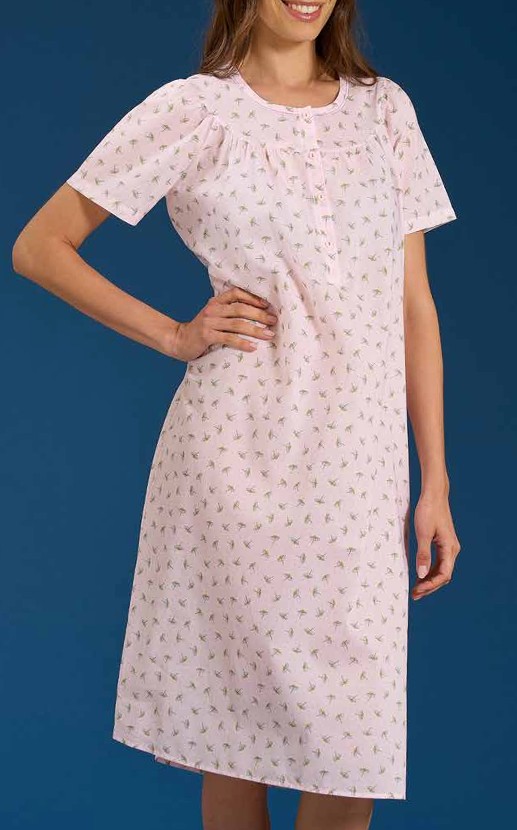 Camicia da notte serafino con raglan LINCLALOR, il prodotto migliore del nostro store, tessuto 100% batista cotone jersey naturale, morbido ma soprattutto fresco, un capo speciale anche nelle forme e nei tagli costruiti alla perfezione, capo per chi vuole il massimo su tessuti e vestibilità.