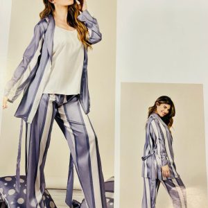 LA NIUT EST BELLE COMPOSE