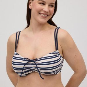 YSABEL MORA REGGISENO