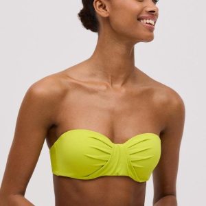 YSABEL MORA REGGISENO