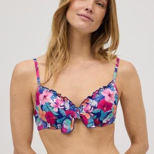 YSABEL MORA REGGISENO