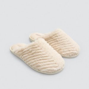 YSABEL MORA PANTOFOLE