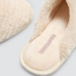 YSABEL MORA PANTOFOLE