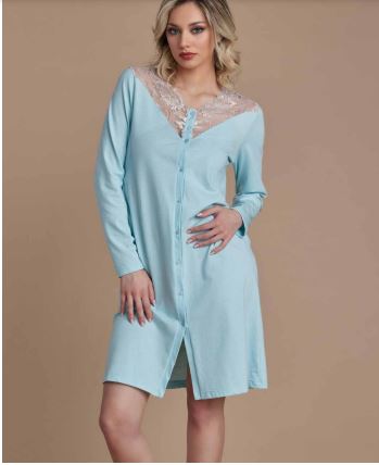 Camicia da notte clinica tutta abbottonata sul davanti LUNATICA, prodotto migliore del nostro store, tessuto 100% cotone jersey naturale, morbido ma soprattutto fresco, un capo speciale anche nelle forme e nei tagli costruiti alla perfezione, capo per chi vuole il massimo su tessuti e vestibilità.