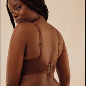 YSABEL MORA REGGISENO