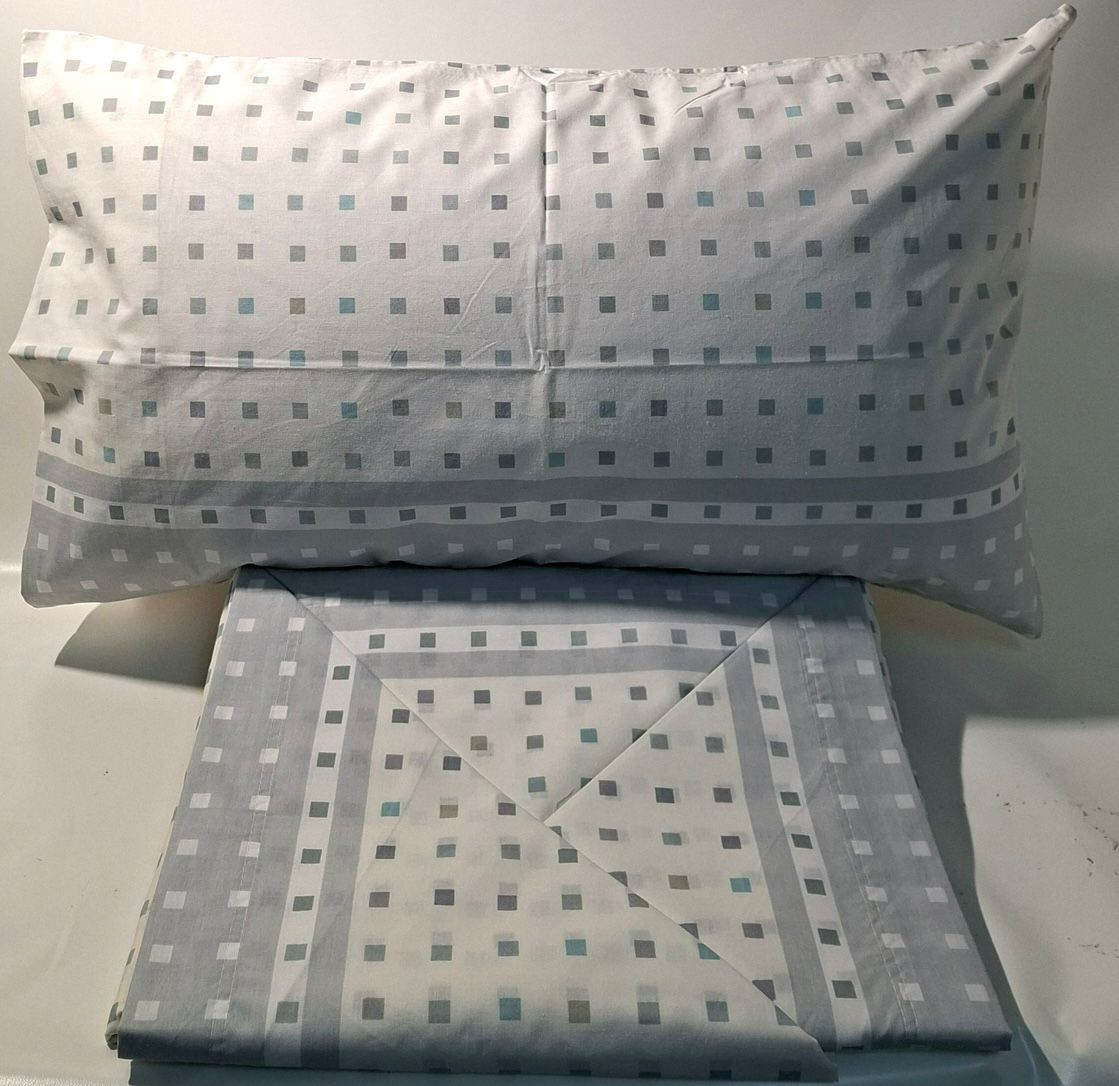 Completo lenzuola letto matrimoniale AMBROSIANA, una delle migliori linee presenti, tessuto 100% cotone freschissimo made in italy misure matrimoniale: lenzuolo sopra 240×290 lenzuolo sotto 180×195 con angoli 25cm 2 fodere 52×82