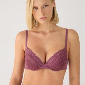YSABEL MORA REGGISENO